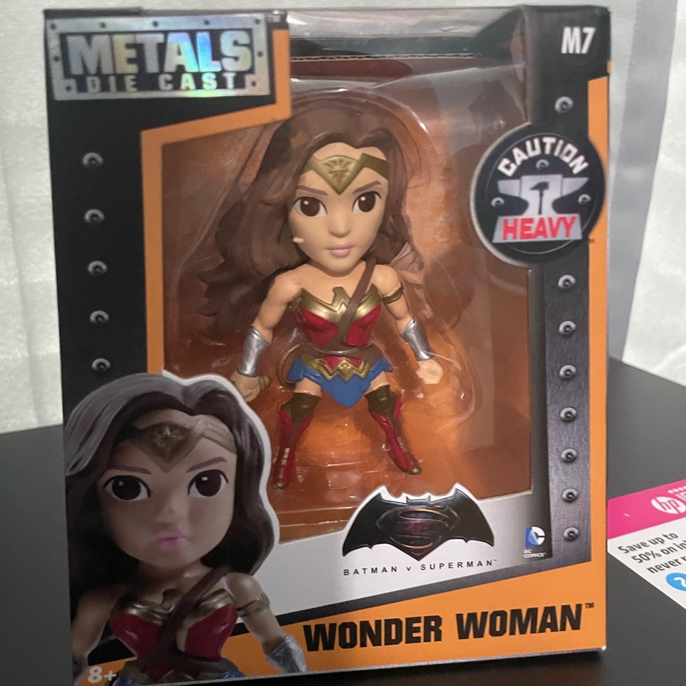 Metals Die Cast Wonder Woman